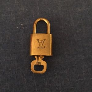 LV lock & key
